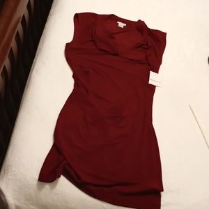 Liz Claiborne size 8, sleeveless cowl neck sheeth dress in garnet/wine red